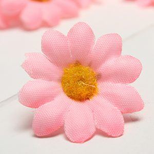 50pcs Silk Artificial Daisy Flowers Heads Home Wedding Decors