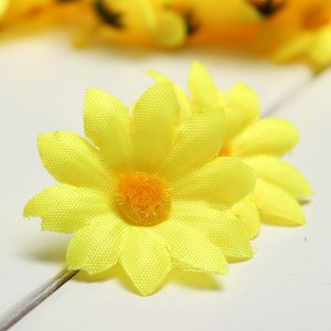 50pcs Silk Artificial Daisy Flowers Heads Home Wedding Decors